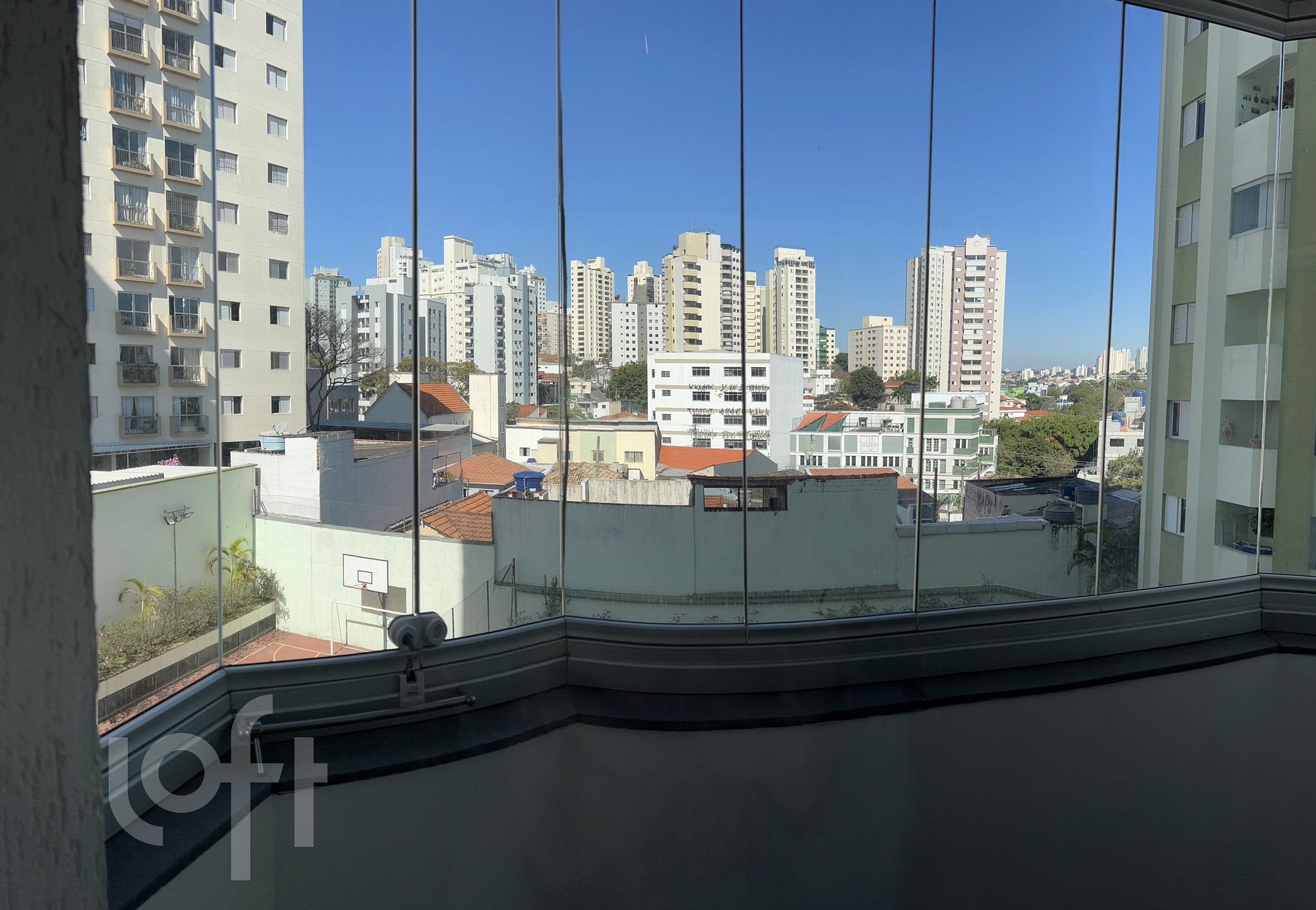 Apartamento à venda com 1 quarto, 70m² - Foto 5