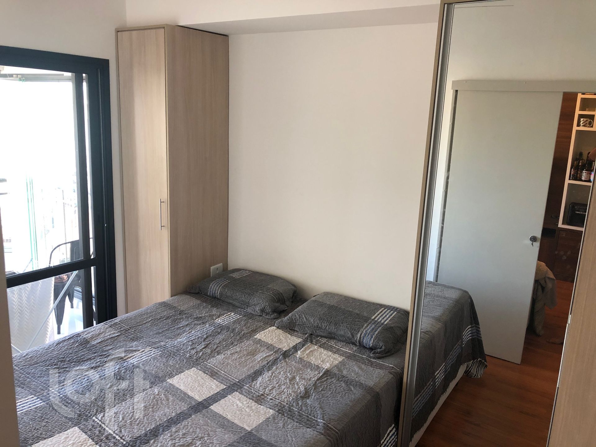 Apartamento à venda com 1 quarto, 42m² - Foto 7