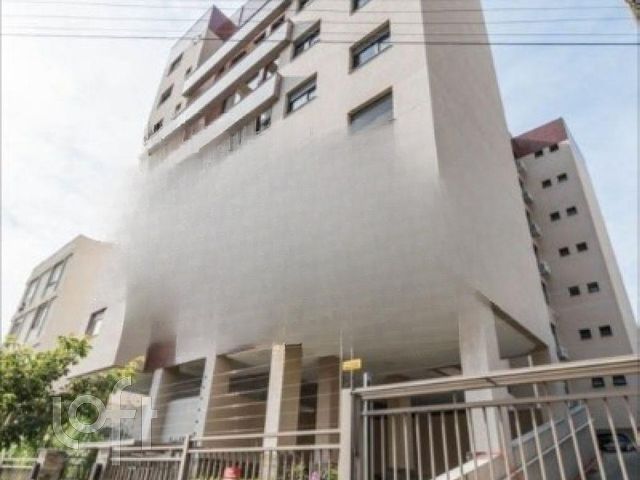 Apartamento com 79m², 2 dormitórios, 1 suíte, 1 vaga, Higienópolis em Porto Alegre