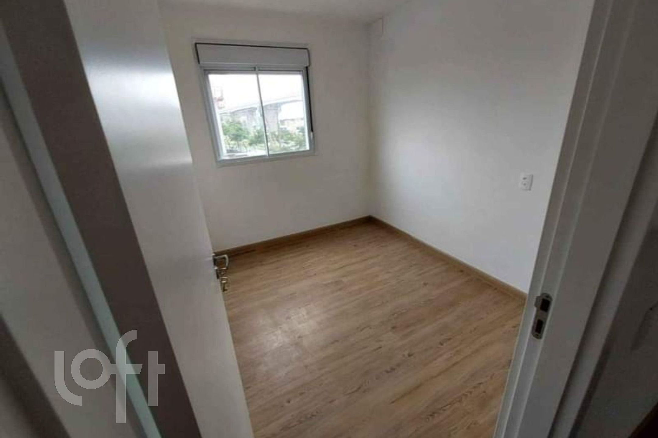 Apartamento à venda com 2 quartos, 41m² - Foto 2