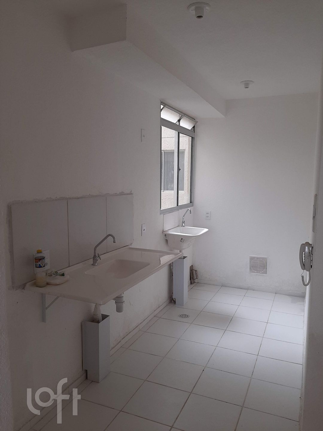 Apartamento à venda com 2 quartos, 40m² - Foto 4