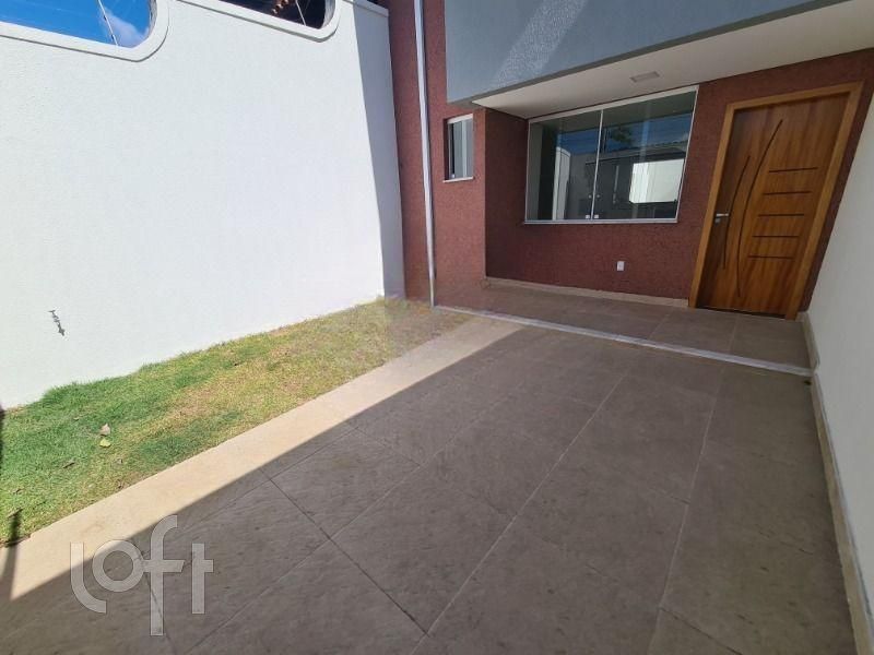 Casa de Condomínio à venda com 3 quartos, 116m² - Foto 2