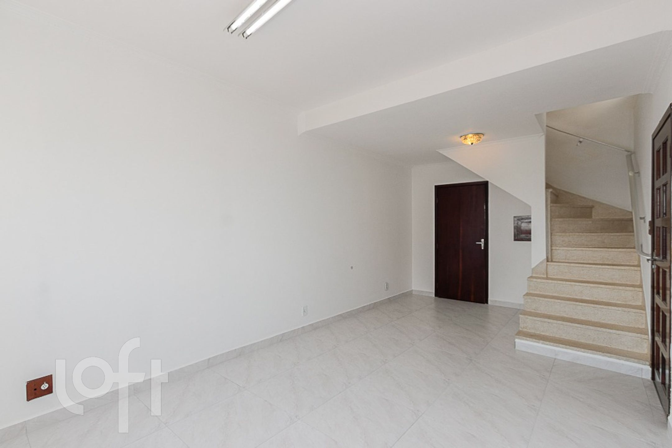 Casa à venda e aluguel com 3 quartos, 279m² - Foto 12