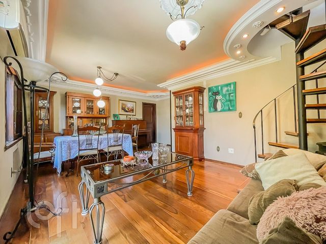 Apartamento com 239m², 3 dormitórios, 1 suíte, 2 vagas, Chácara das Pedras em Porto Alegre