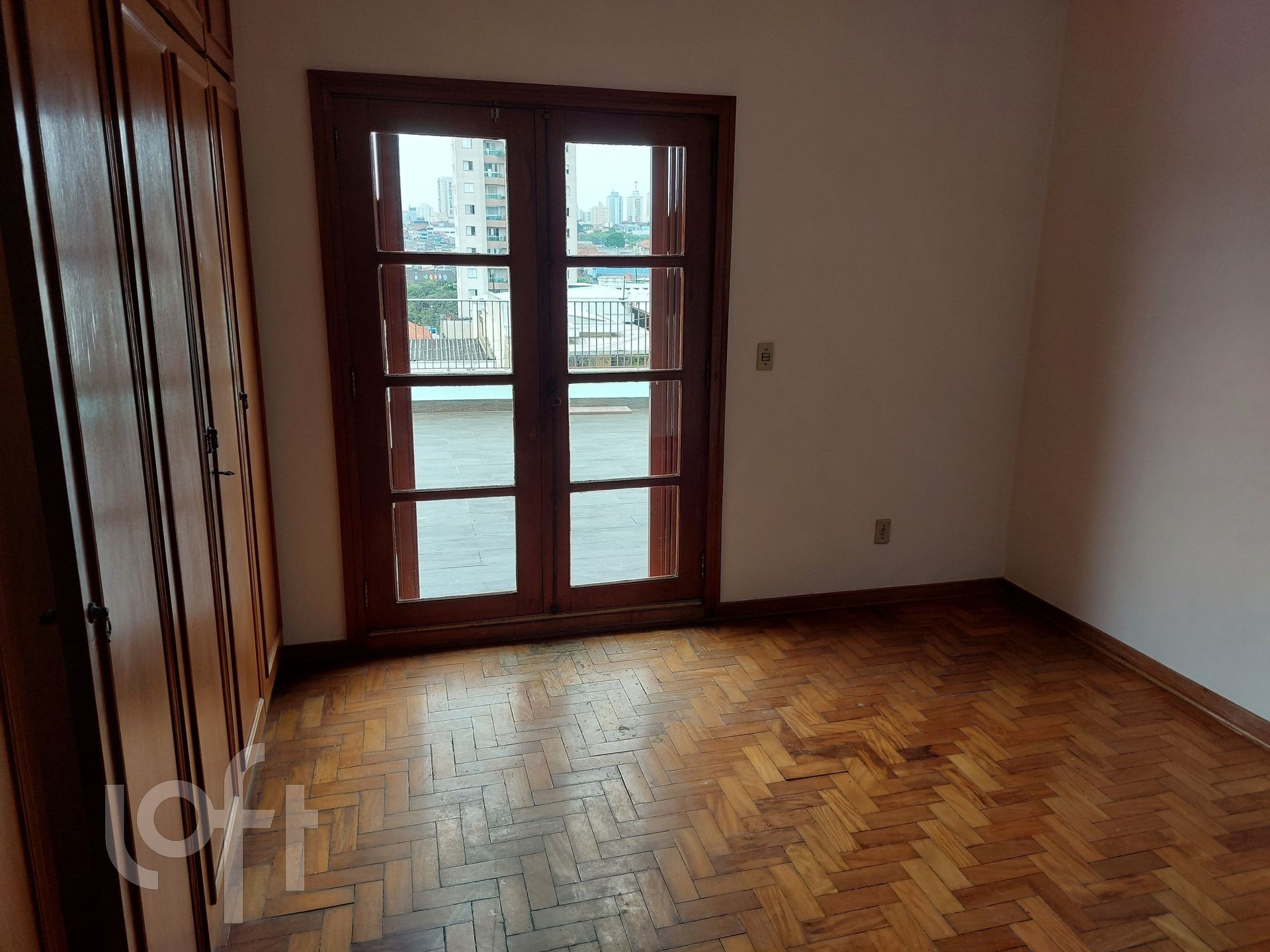 Casa à venda com 5 quartos, 250m² - Foto 17