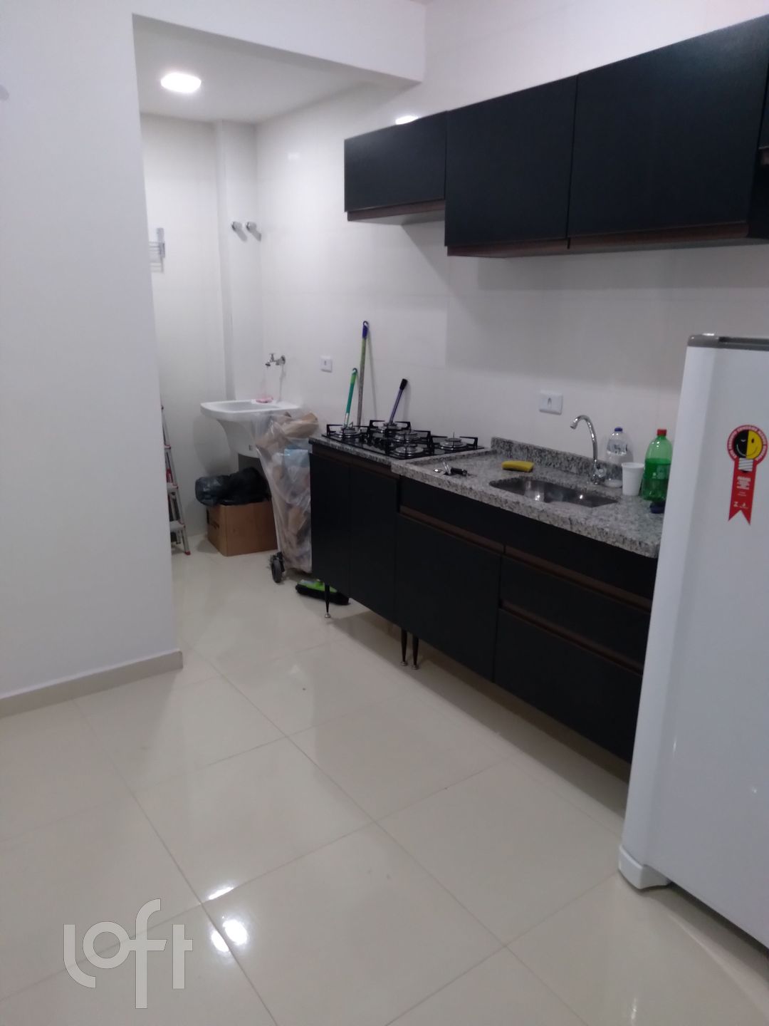 Apartamento à venda com 2 quartos, 38m² - Foto 3