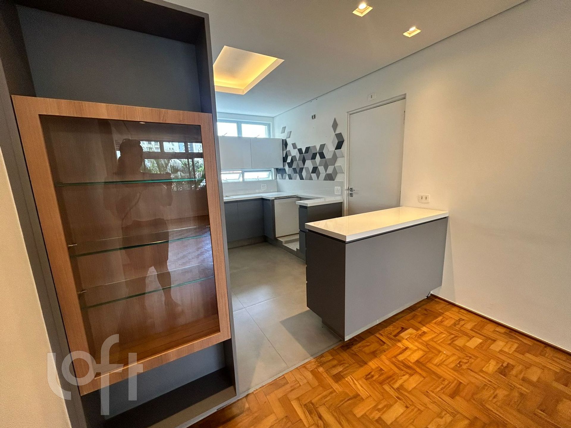 Apartamento à venda com 1 quarto, 133m² - Foto 4