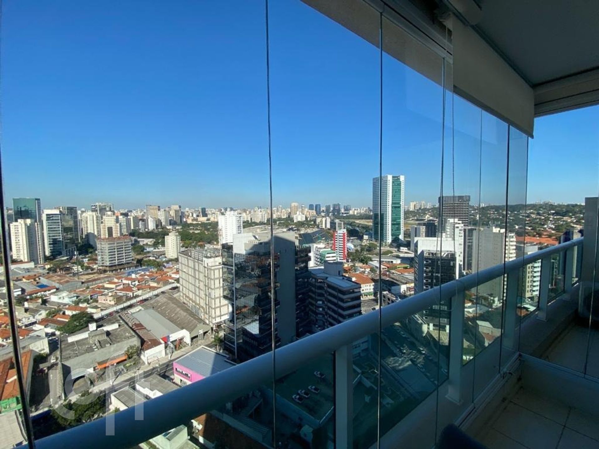 Apartamento à venda com 2 quartos, 77m² - Foto 17