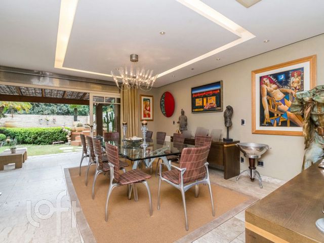 Casa em Condomínio com 488m², 3 dormitórios, 3 suítes, 6 vagas, Três Figueiras em Porto Alegre