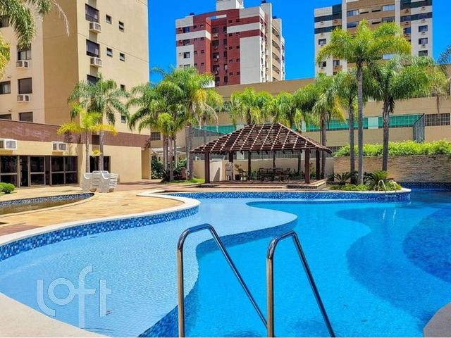 Apartamento com 140m², 3 dormitórios, 1 suíte, 2 vagas, Menino Deus em Porto Alegre