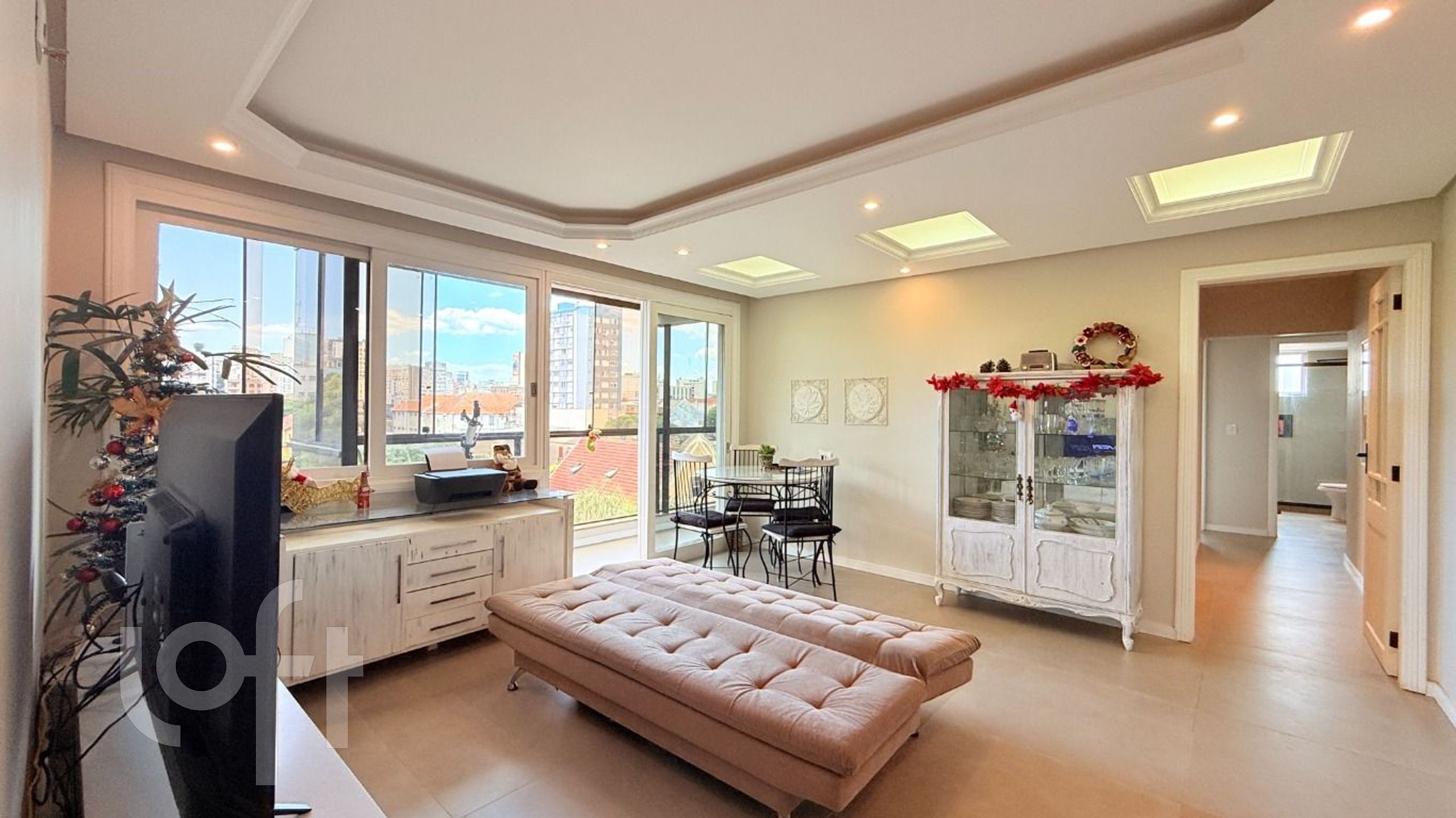 Apartamento com 106m², 3 dormitórios, 1 suíte, 1 vaga, Floresta em Porto Alegre