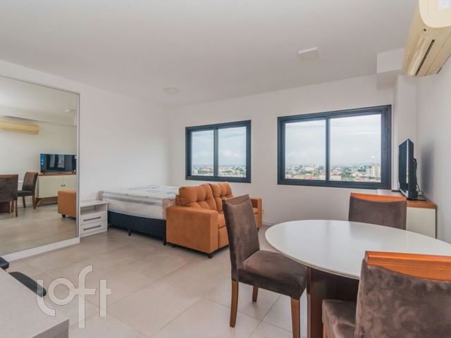 Apartamento com 42m², 1 dormitório, 2 vagas, Floresta em Porto Alegre