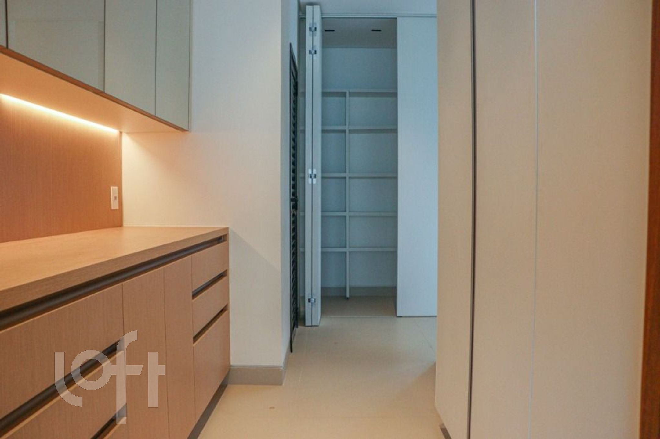 Apartamento à venda com 3 quartos, 520m² - Foto 11