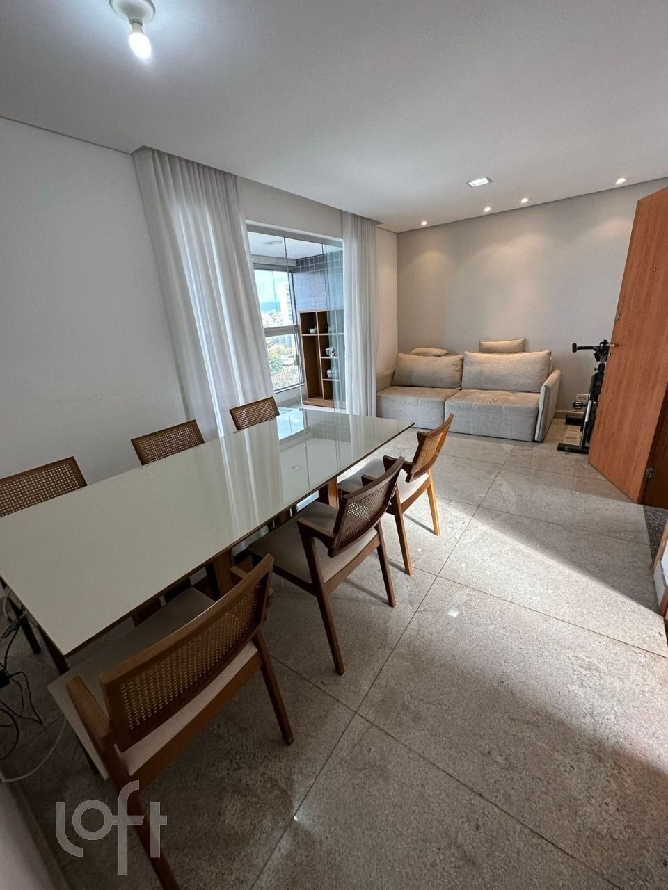 Apartamento à venda com 3 quartos, 96m² - Foto 3