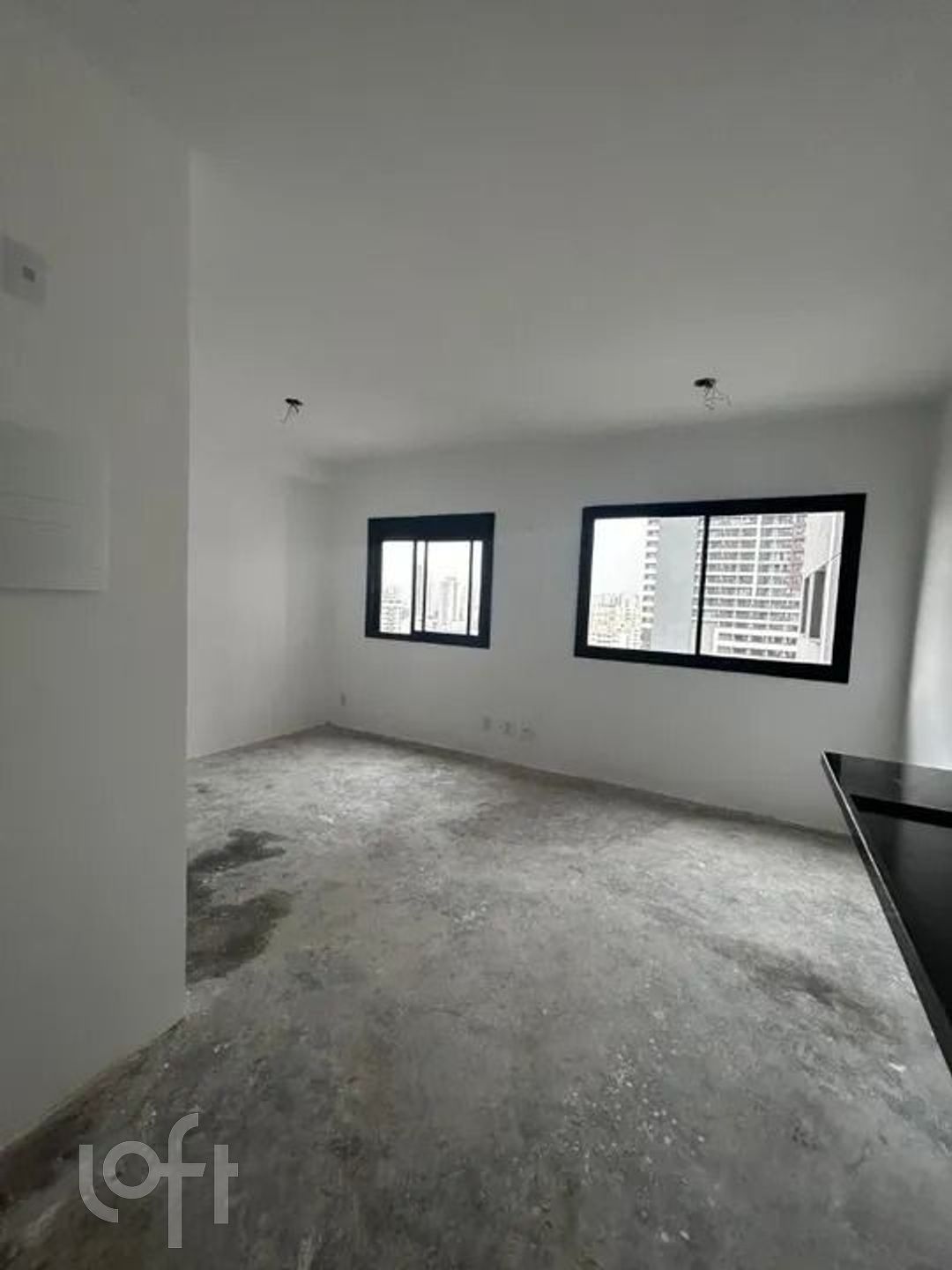 Apartamento à venda com 1 quarto, 24m² - Foto 1