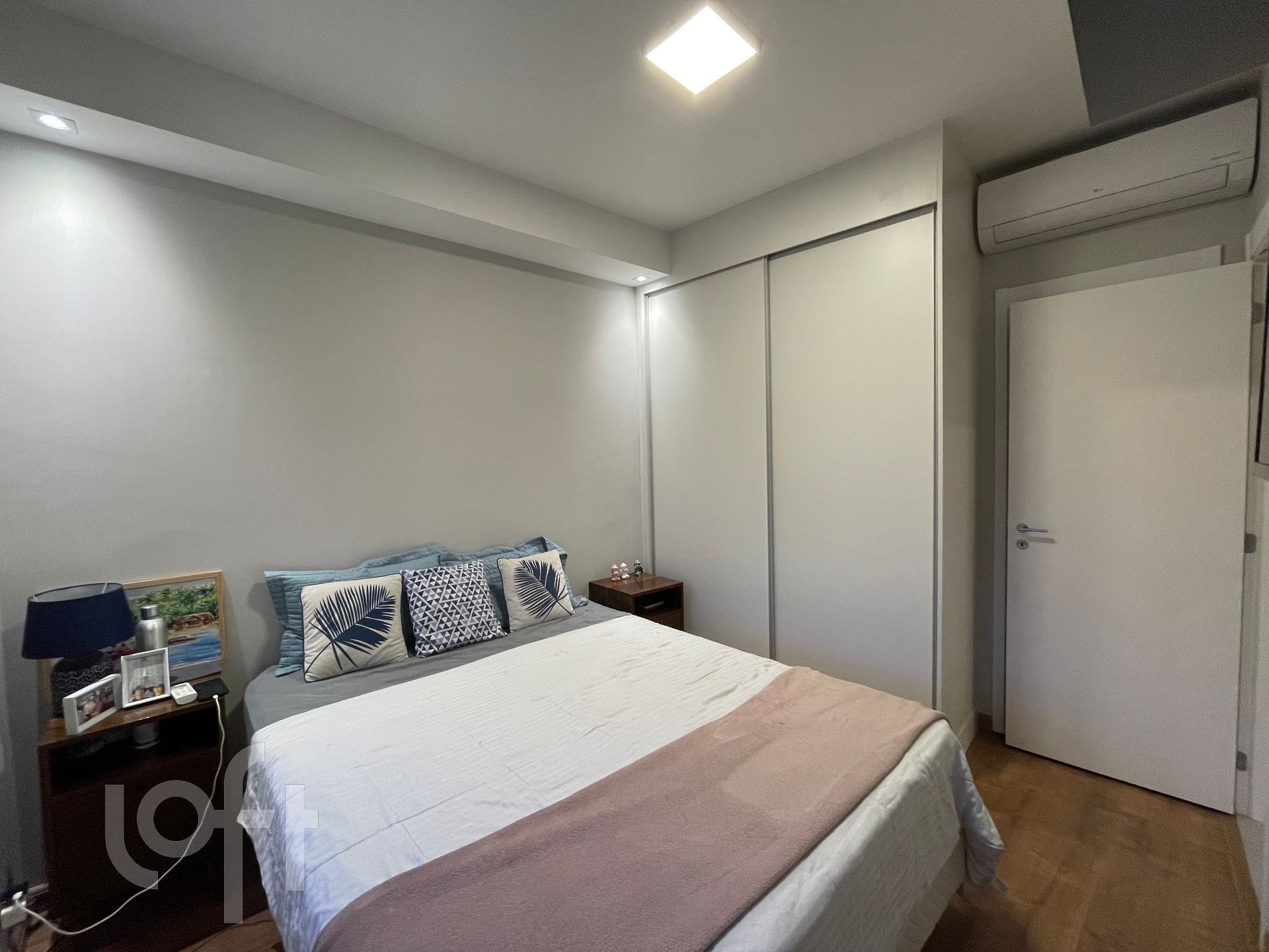 Apartamento à venda com 2 quartos, 71m² - Foto 30