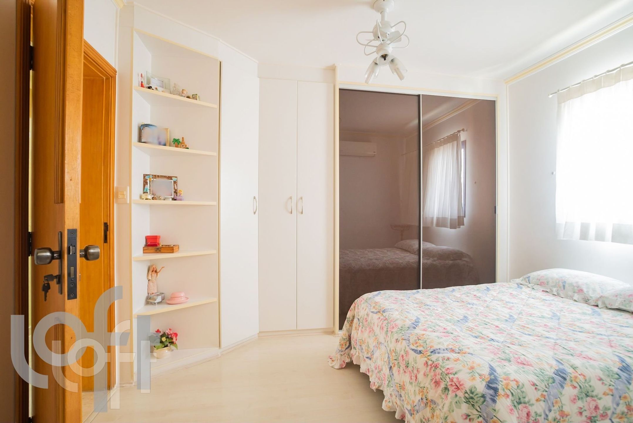 Apartamento à venda com 3 quartos, 130m² - Foto 5