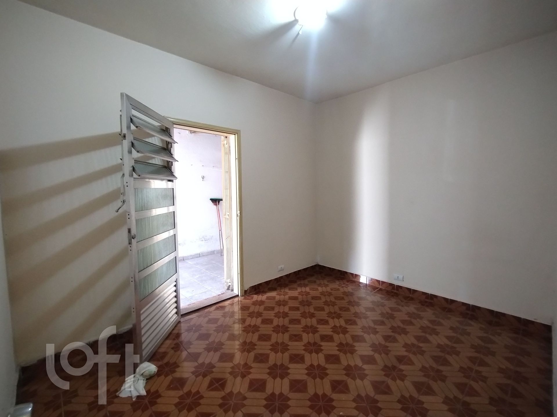 Apartamento à venda com 2 quartos, 69m² - Foto 1