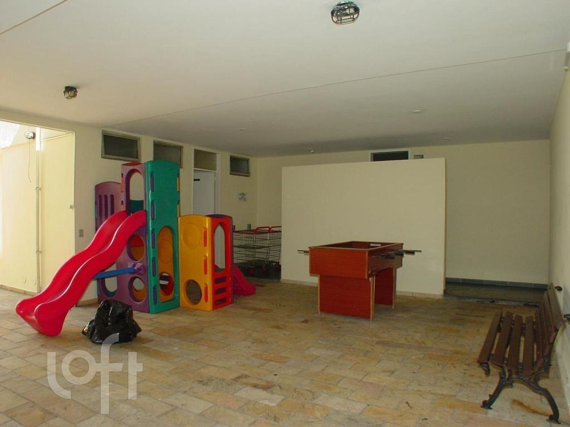 Apartamento à venda com 3 quartos, 107m² - Foto 13