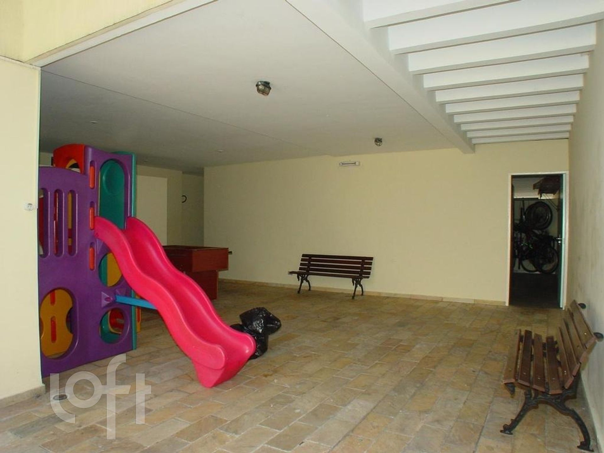 Apartamento à venda com 3 quartos, 107m² - Foto 14