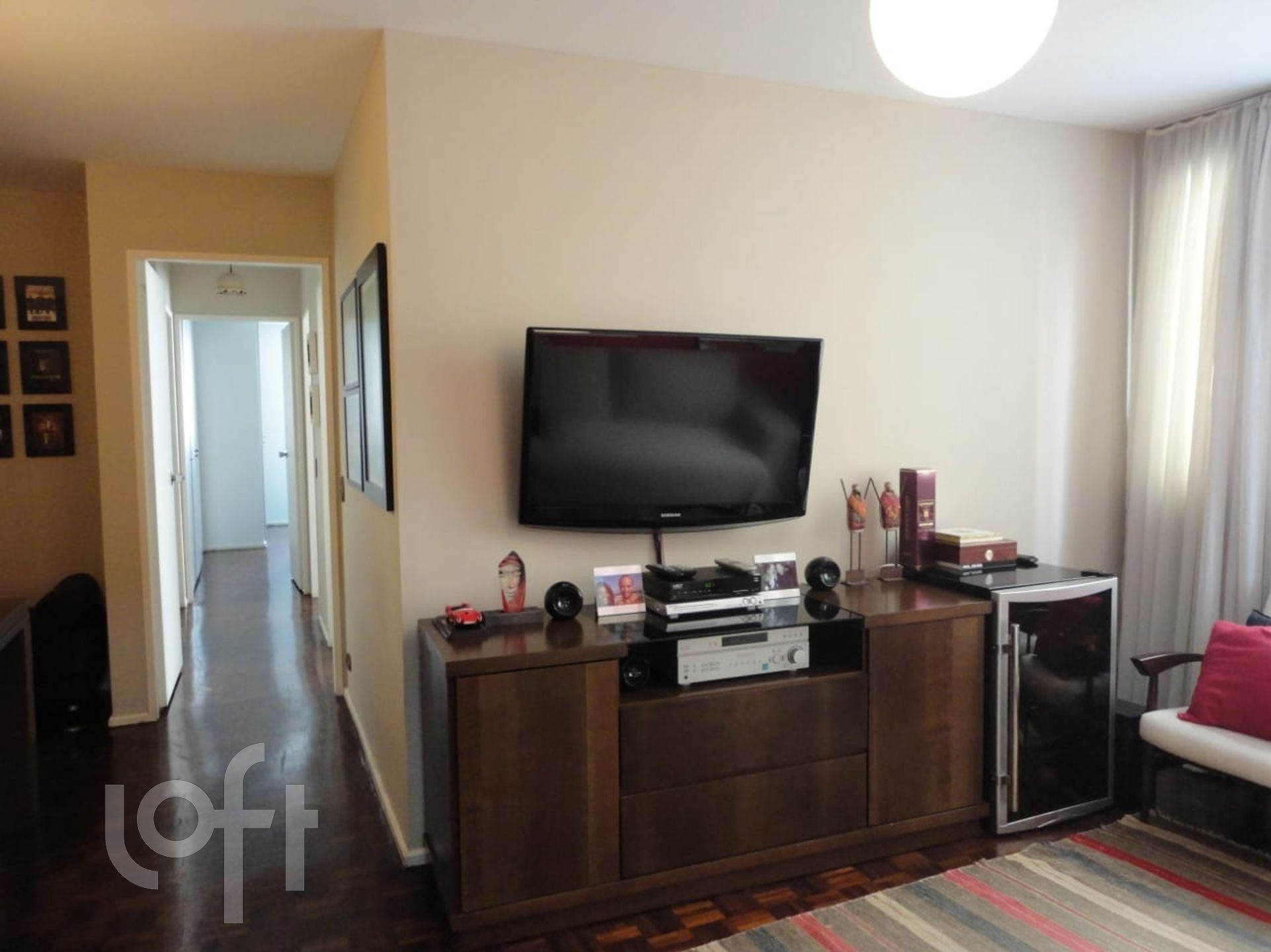 Apartamento à venda com 3 quartos, 107m² - Foto 2