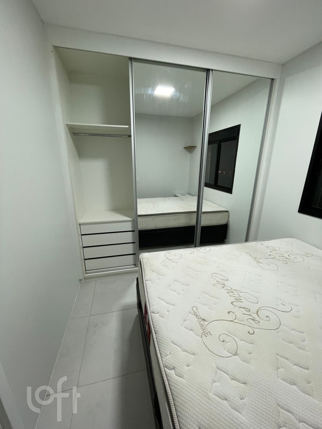 Apartamento à venda com 1 quarto, 37m² - Foto 7