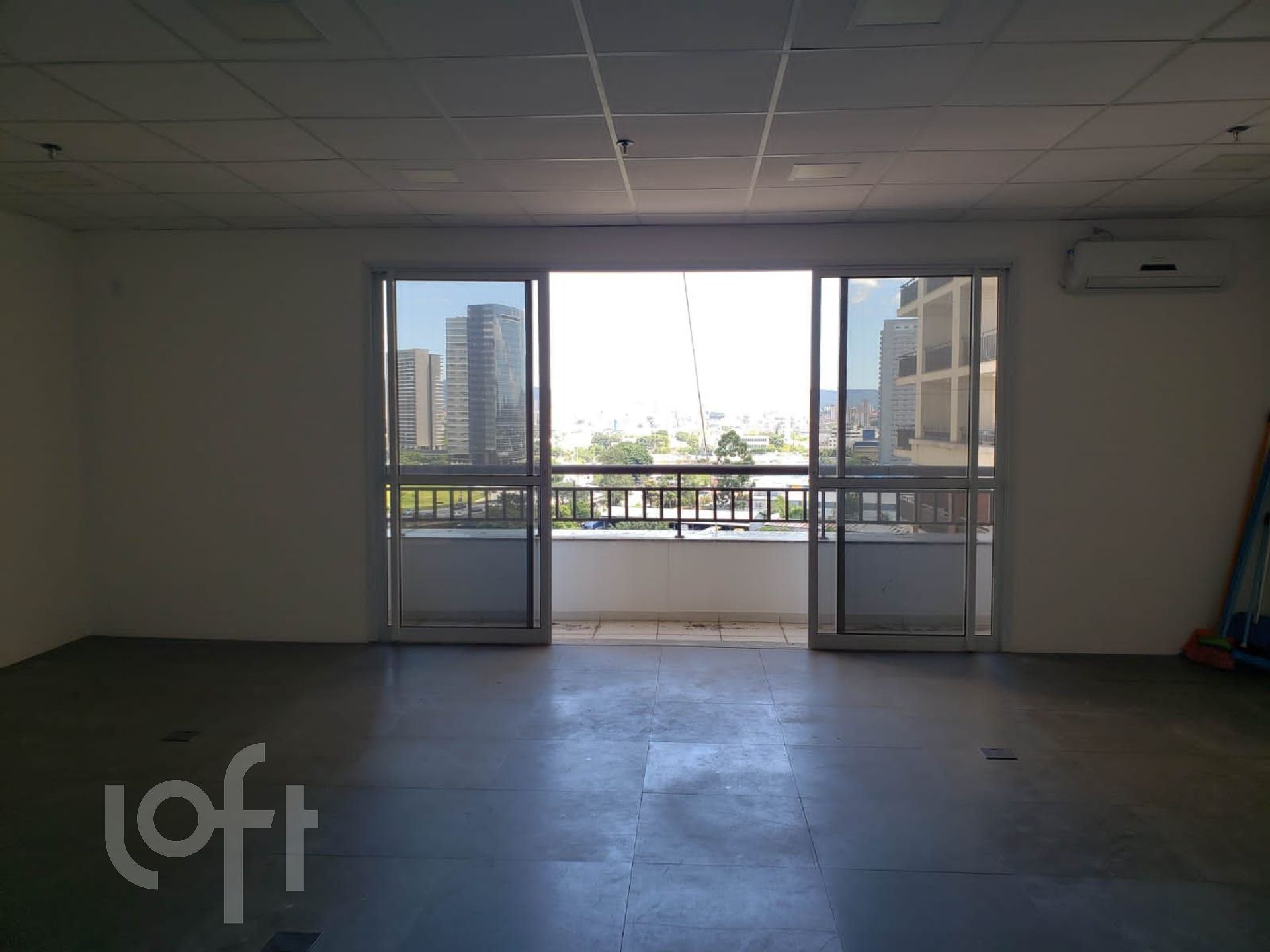 Apartamento à venda com 1 quarto, 62m² - Foto 5