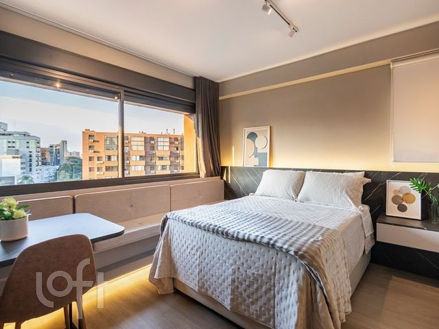 Apartamento com 28m², 1 dormitório, Rio Branco em Porto Alegre