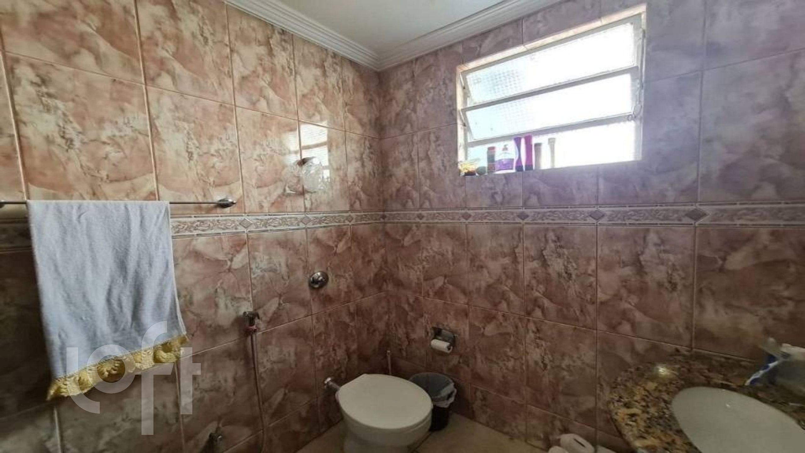 Casa à venda com 4 quartos, 220m² - Foto 13