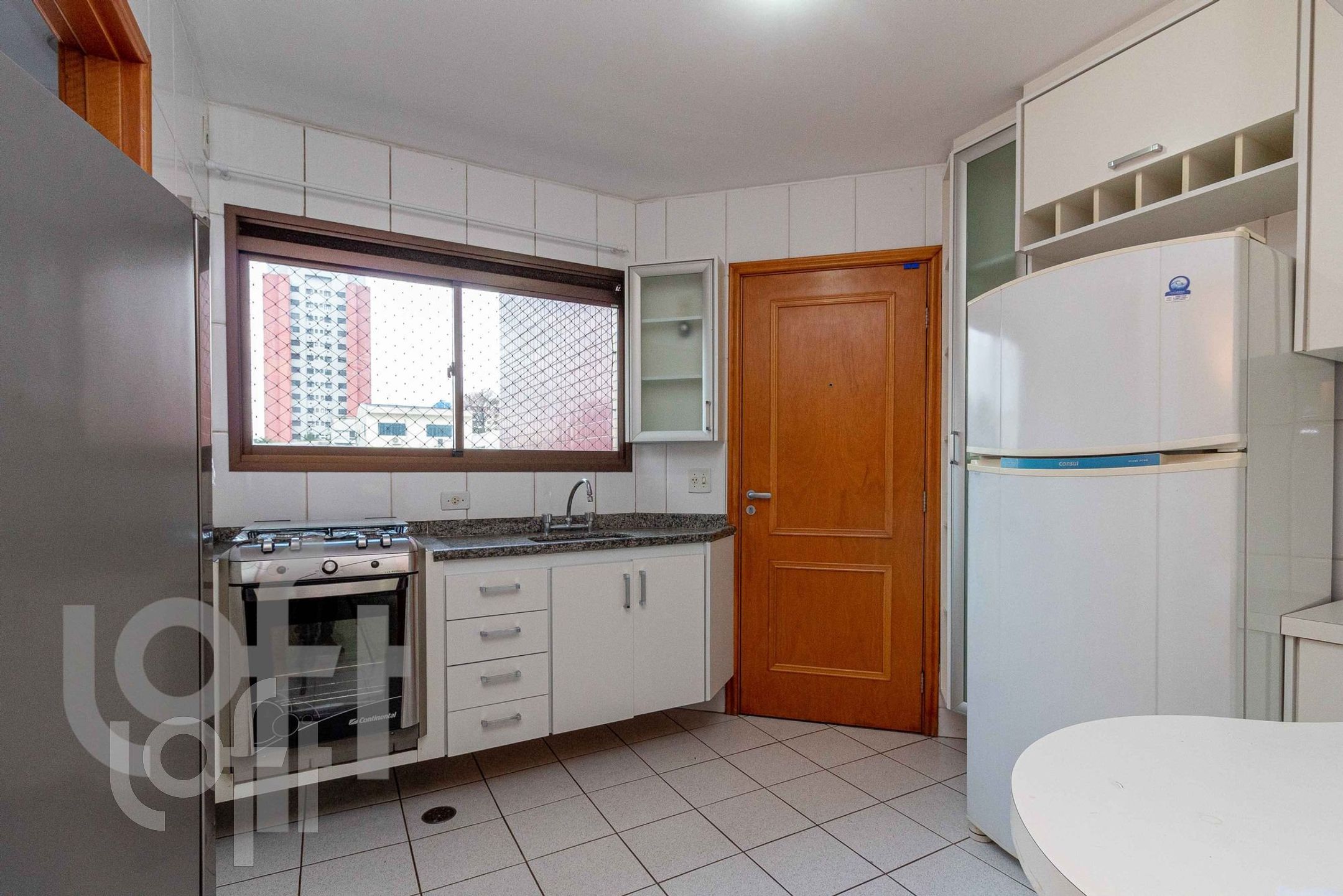 Apartamento à venda com 3 quartos, 93m² - Foto 28