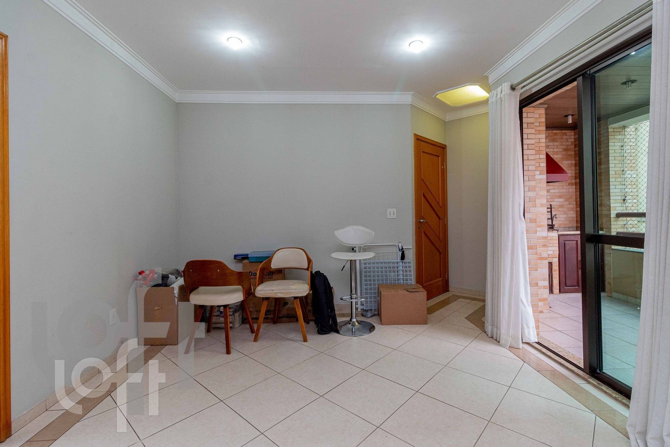 Apartamento à venda com 3 quartos, 93m² - Foto 1