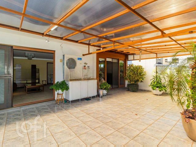 Apartamento com 209m², 4 dormitórios, 2 vagas, Cristo Redentor em Porto Alegre