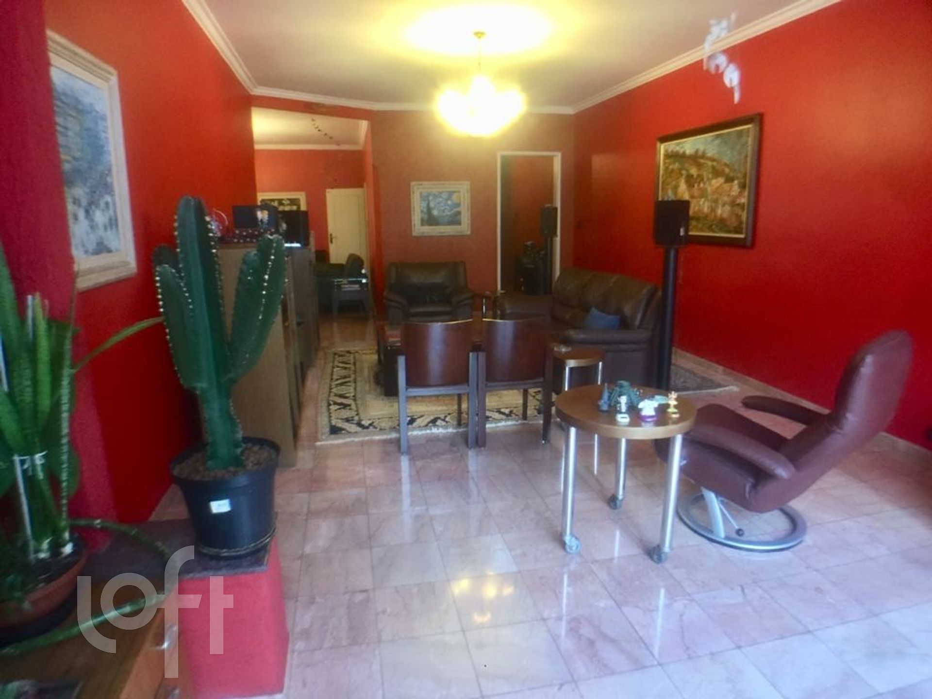 Apartamento à venda com 3 quartos, 218m² - Foto 2