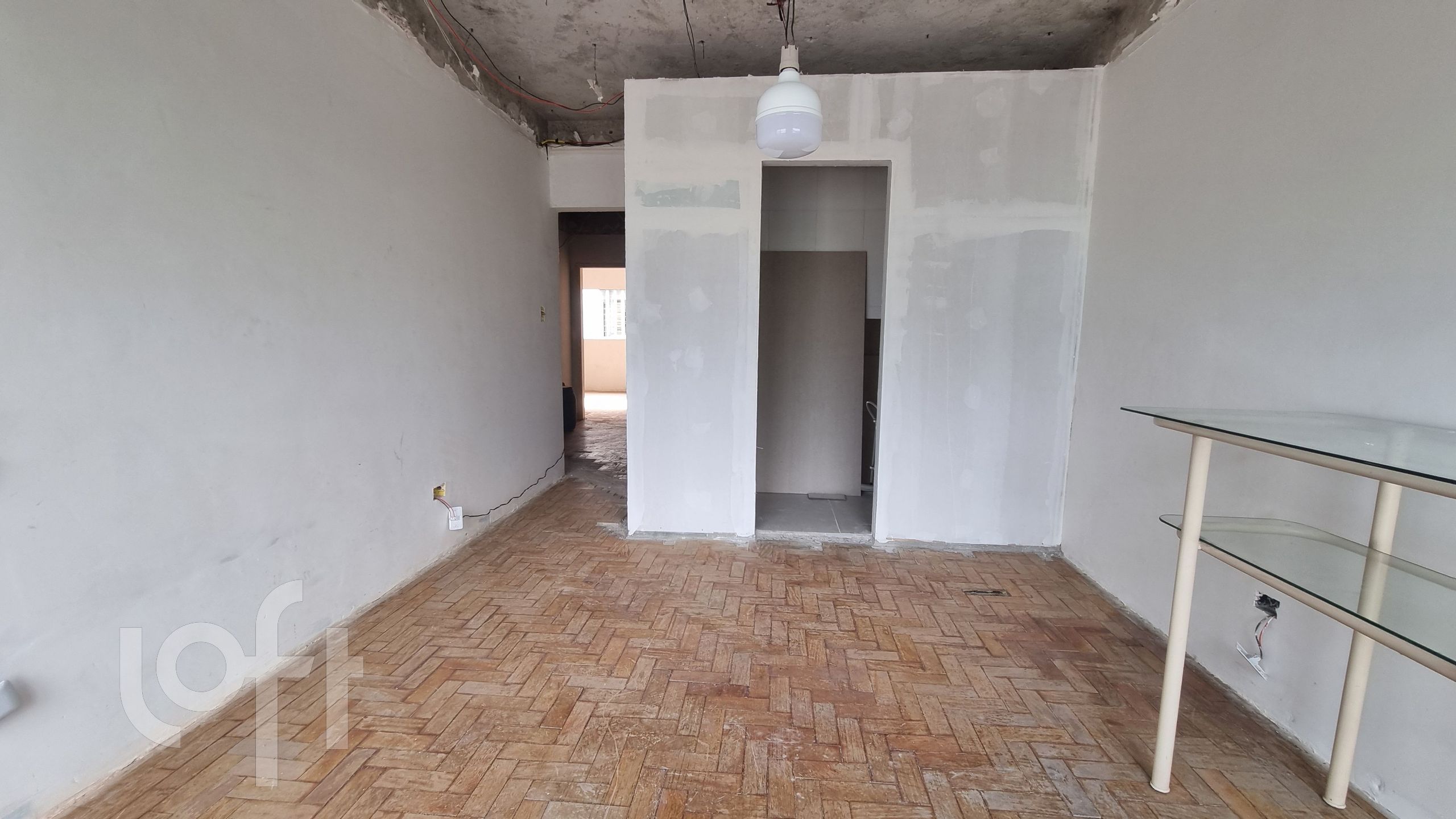 Apartamento à venda com 3 quartos, 103m² - Foto 4