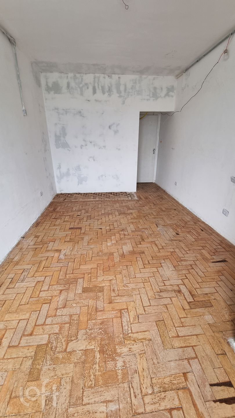 Apartamento à venda com 3 quartos, 103m² - Foto 2