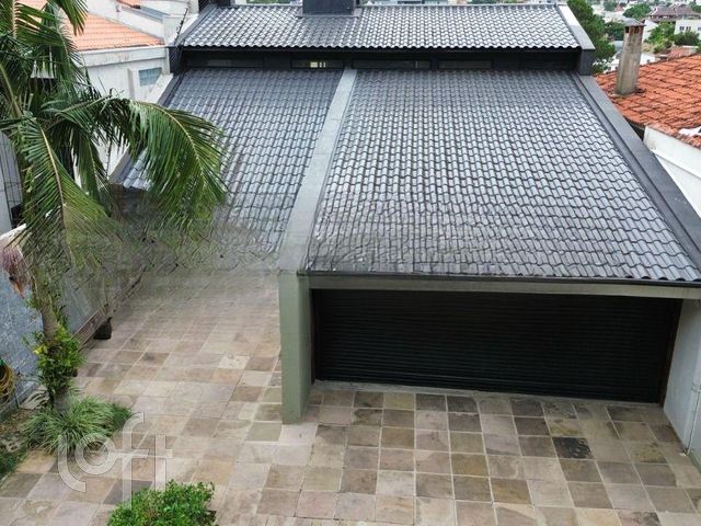 Casa com 340m², 4 dormitórios, 2 suítes, Chácara das Pedras em Porto Alegre