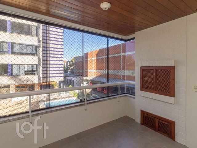 Apartamento com 70m², 2 dormitórios, 1 vaga, Vila Ipiranga em Porto Alegre