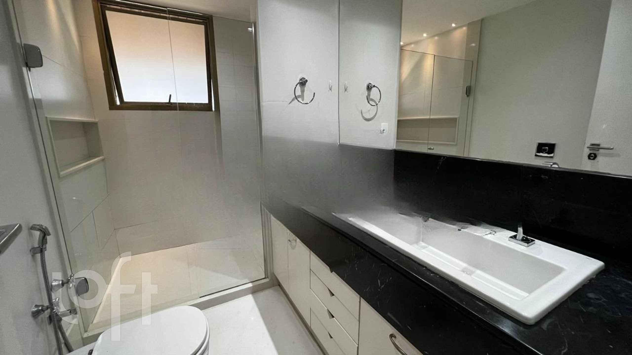 Apartamento à venda com 4 quartos, 195m² - Foto 33