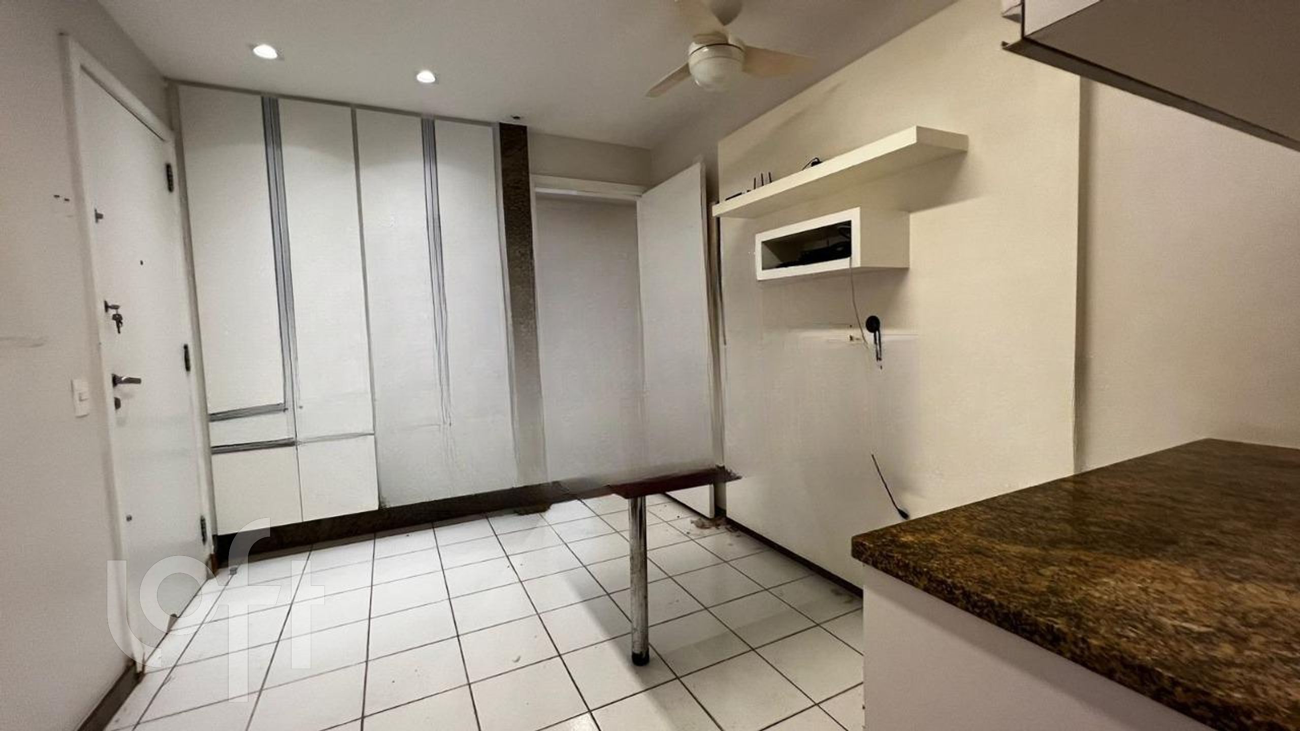 Apartamento à venda com 4 quartos, 195m² - Foto 23