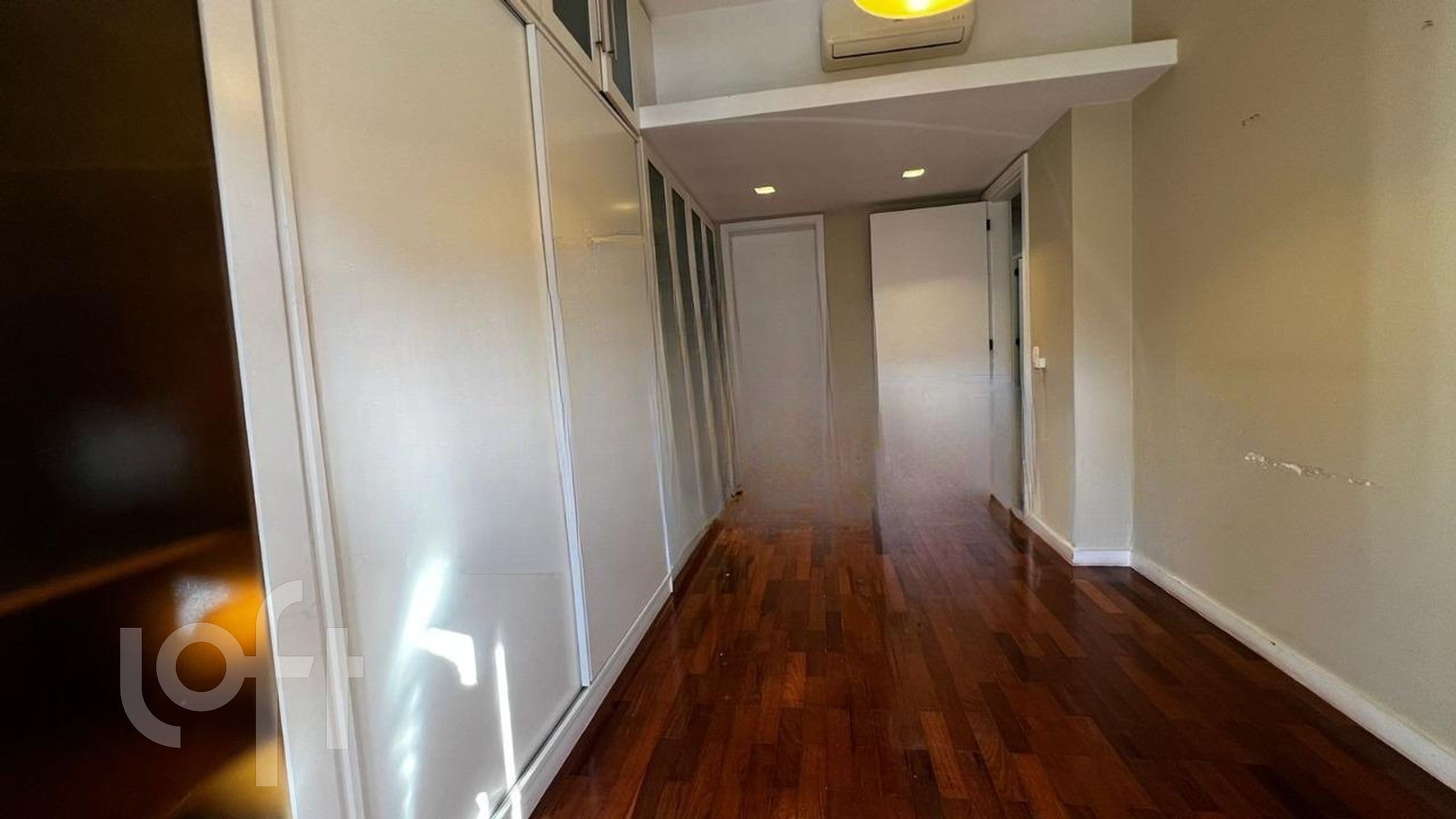 Apartamento à venda com 4 quartos, 195m² - Foto 15