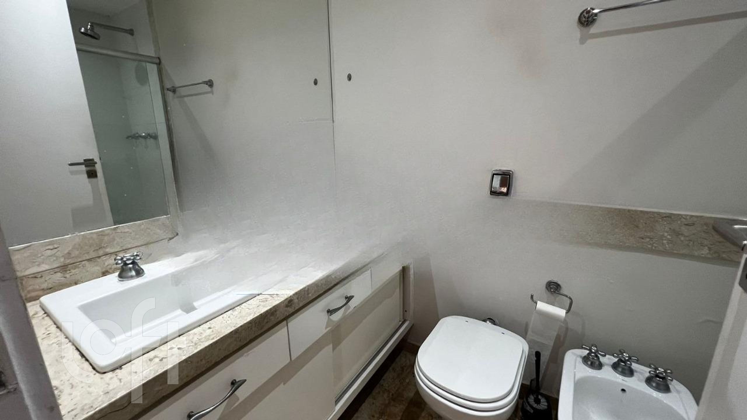 Apartamento à venda com 4 quartos, 195m² - Foto 34