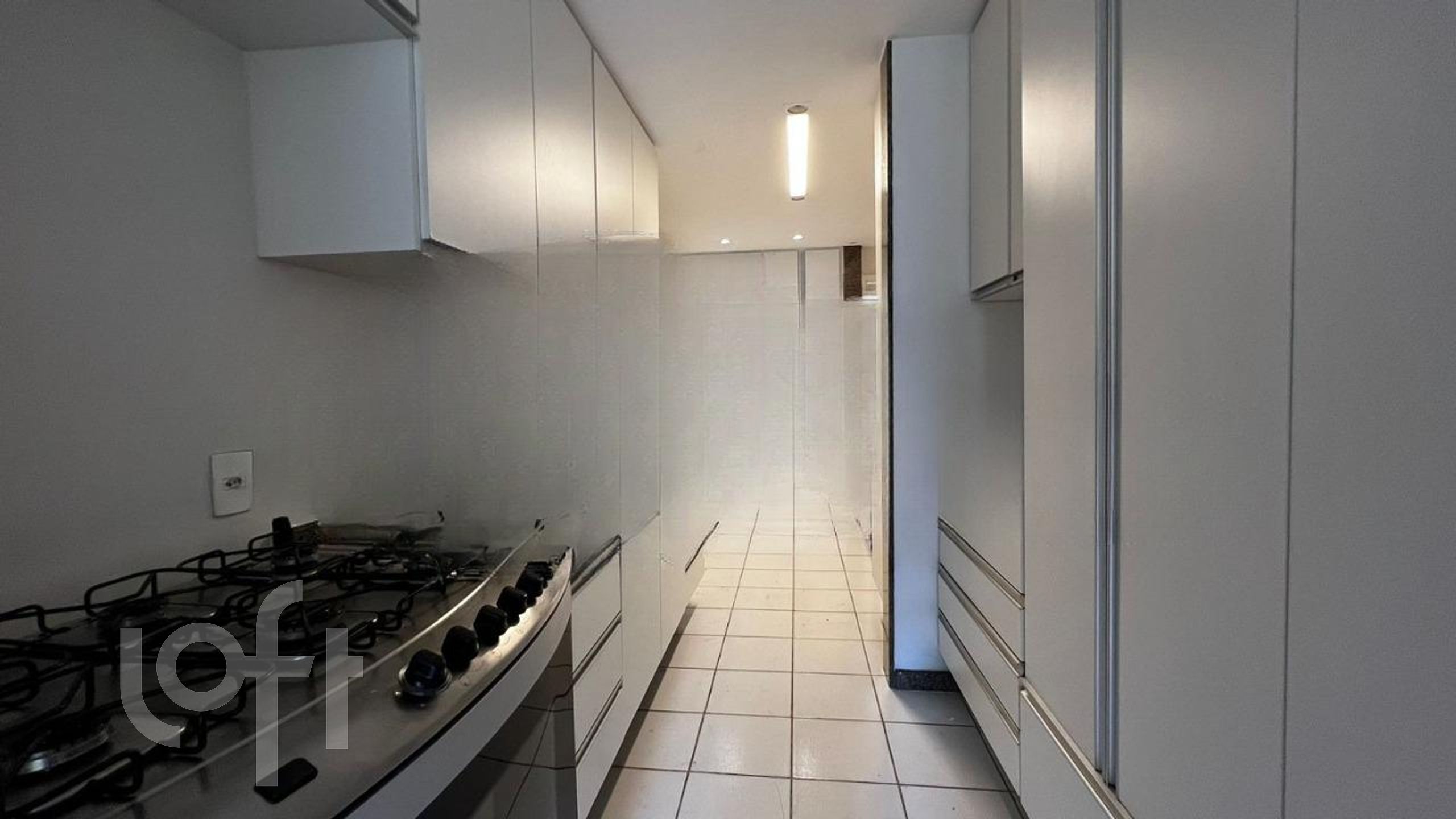 Apartamento à venda com 4 quartos, 195m² - Foto 26