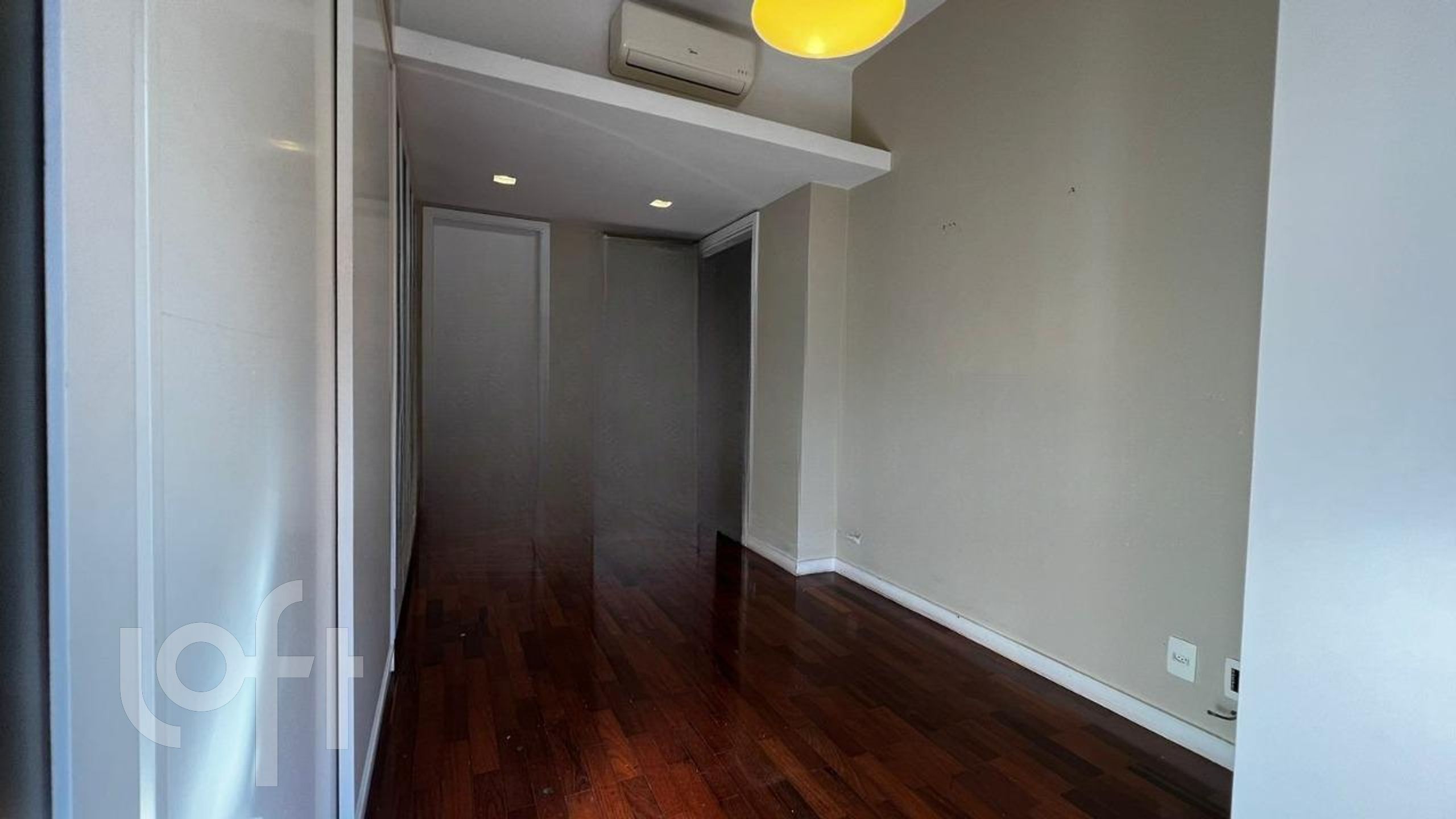 Apartamento à venda com 4 quartos, 195m² - Foto 16