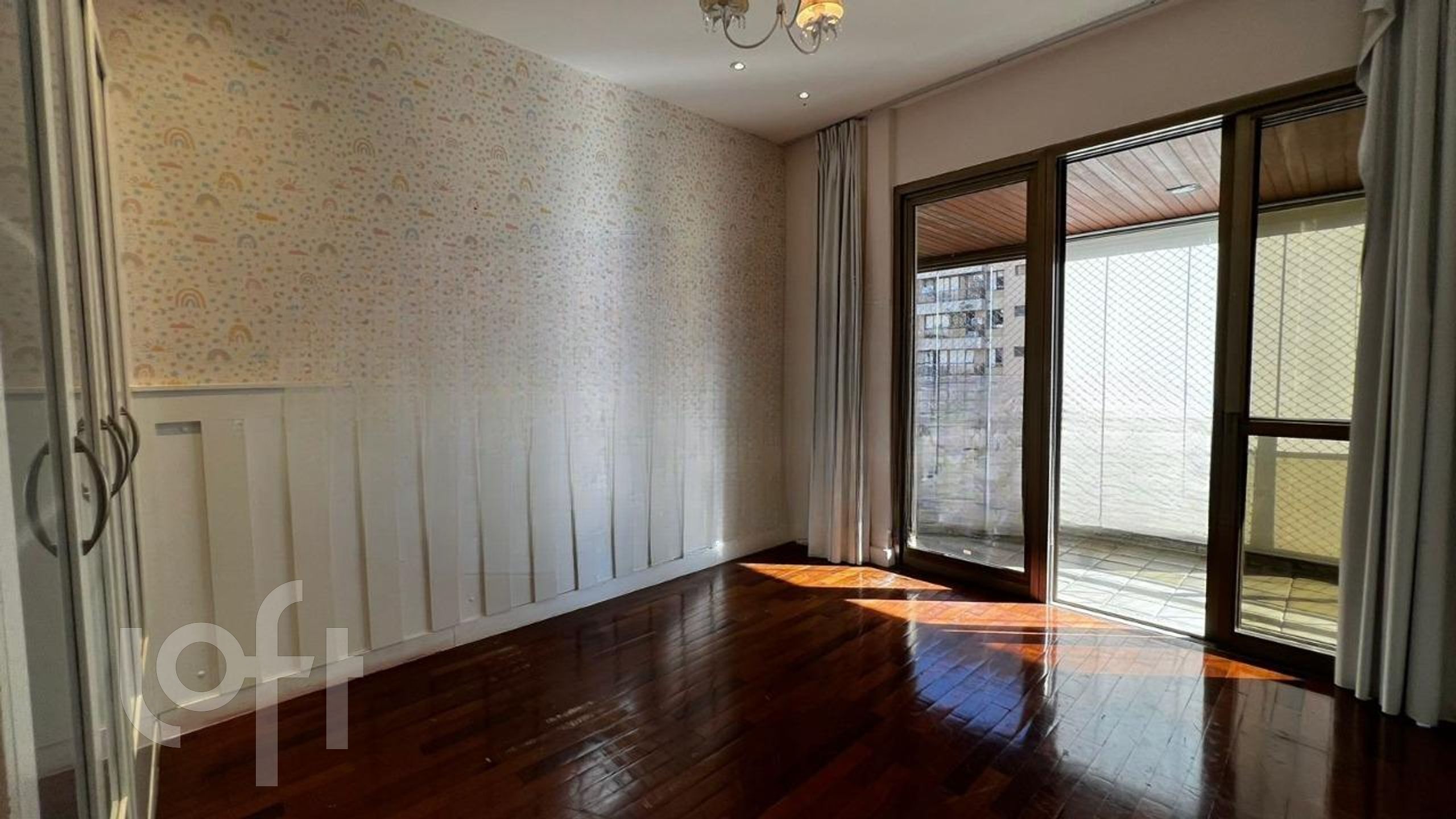 Apartamento à venda com 4 quartos, 195m² - Foto 19