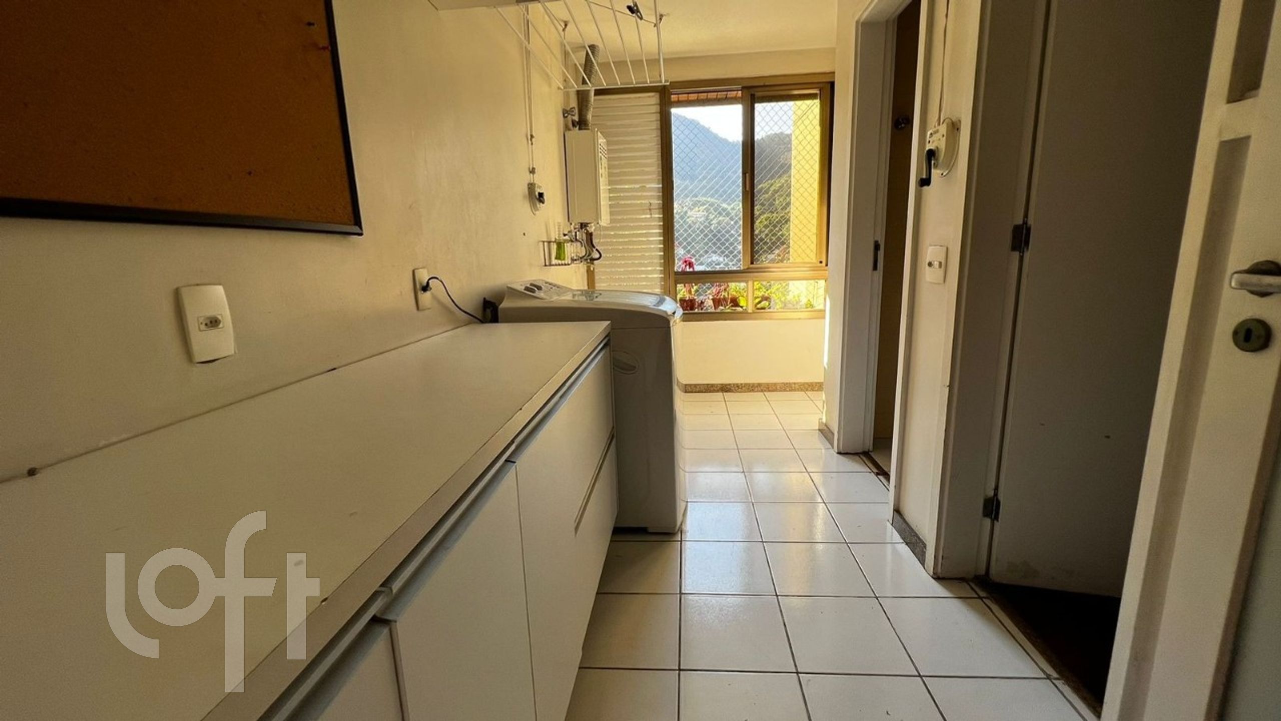 Apartamento à venda com 4 quartos, 195m² - Foto 28