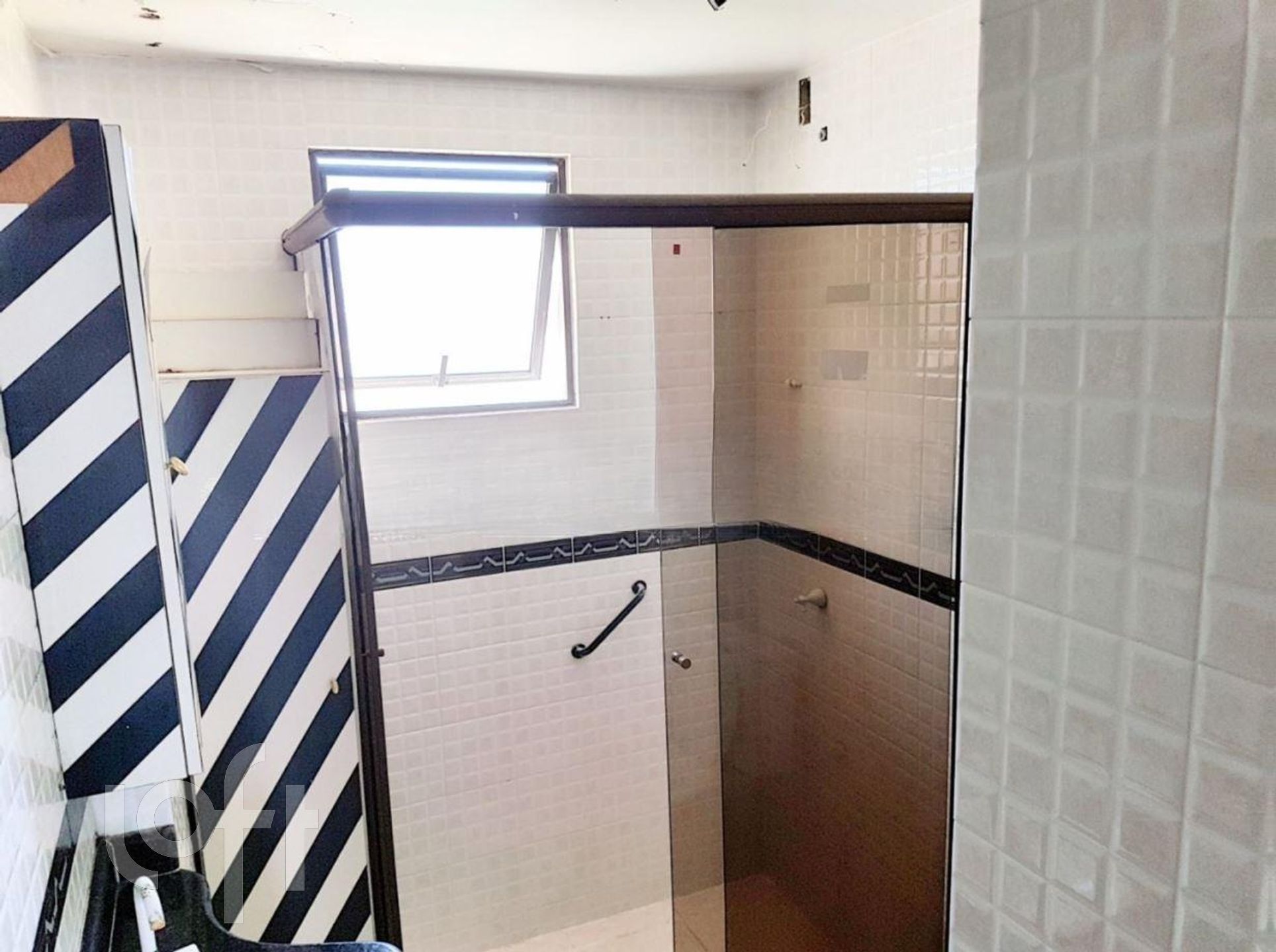 Apartamento à venda com 4 quartos, 242m² - Foto 15