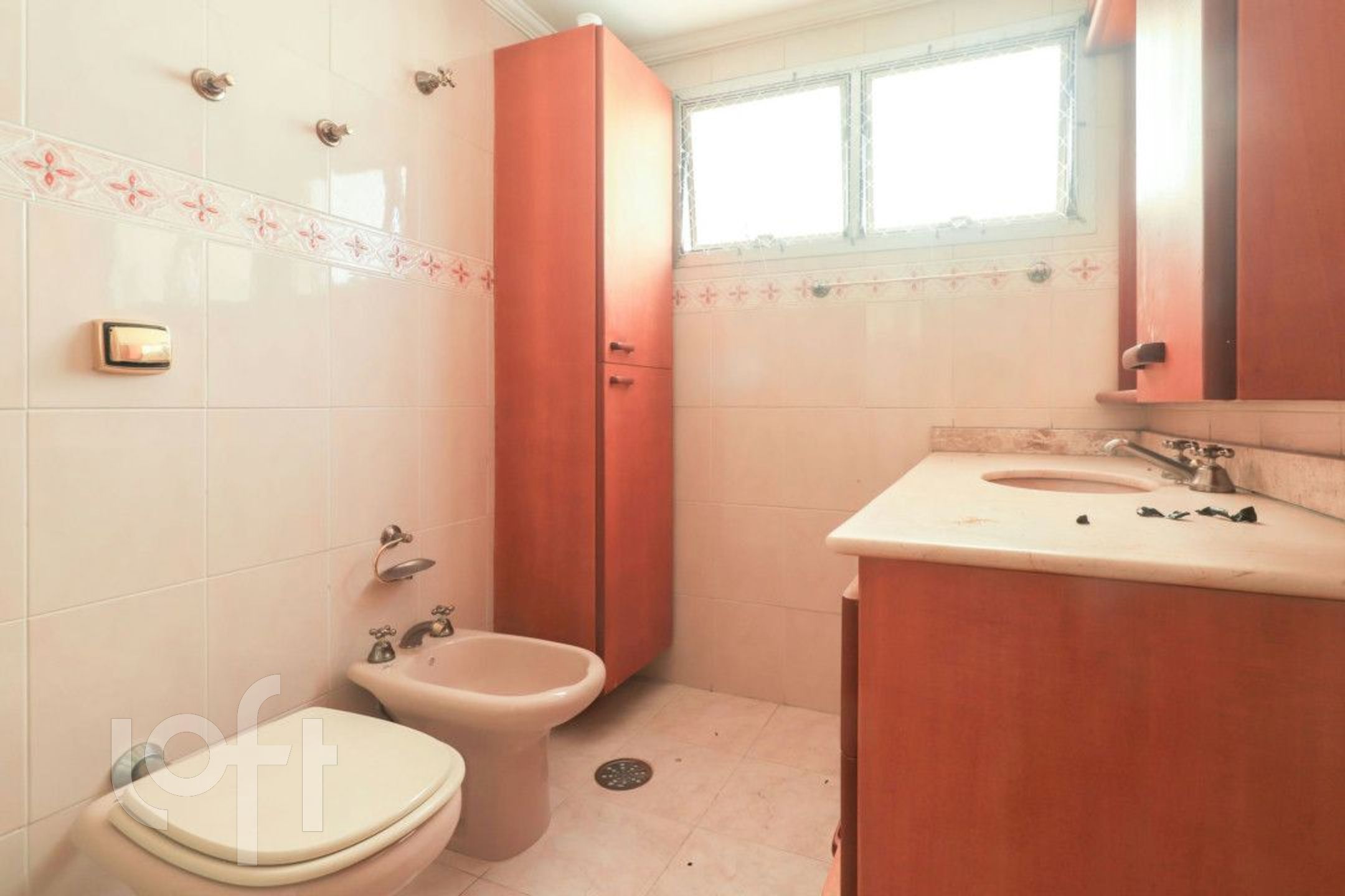 Apartamento à venda com 2 quartos, 65m² - Foto 17