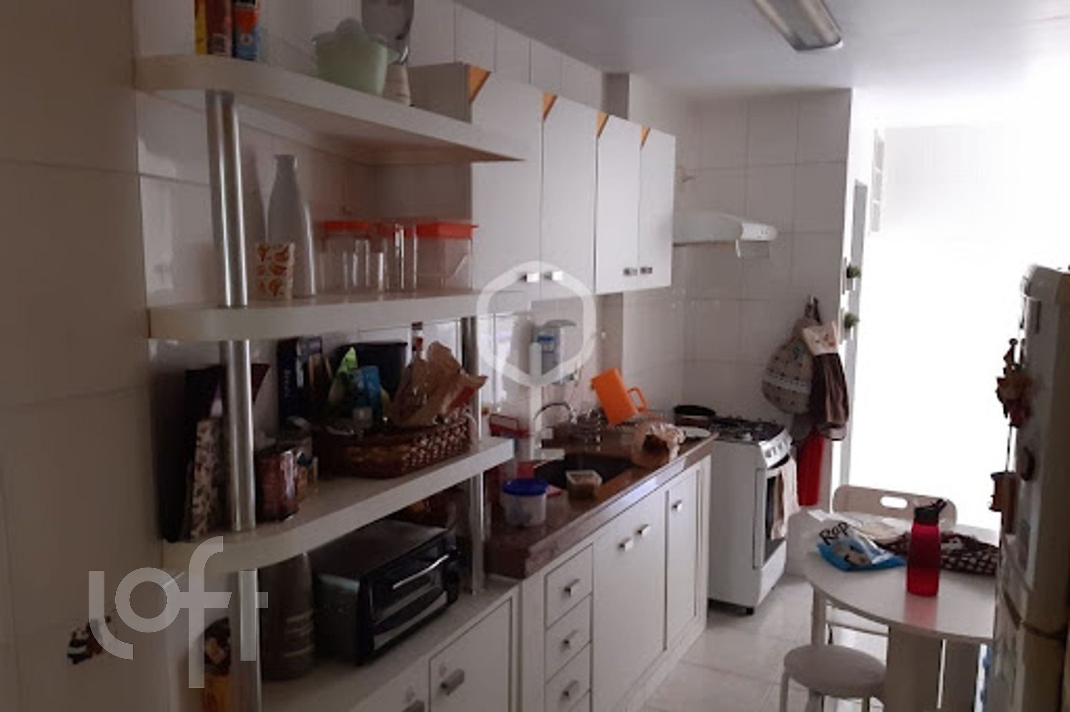 Apartamento à venda com 2 quartos, 92m² - Foto 3