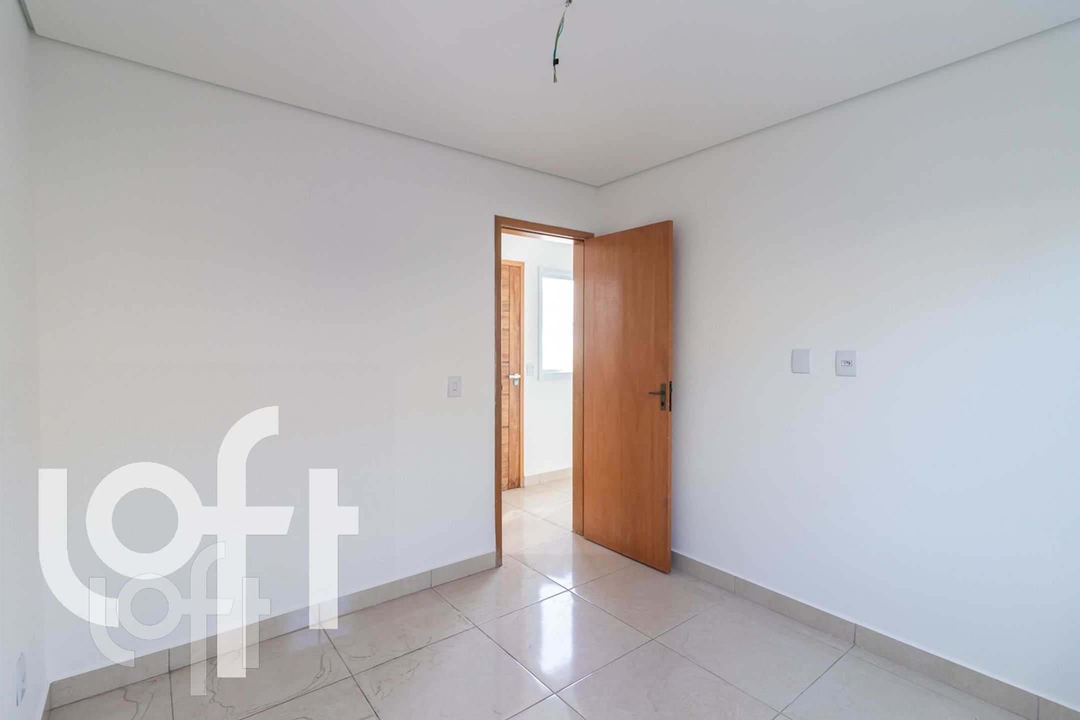 Apartamento à venda com 1 quarto, 35m² - Foto 4