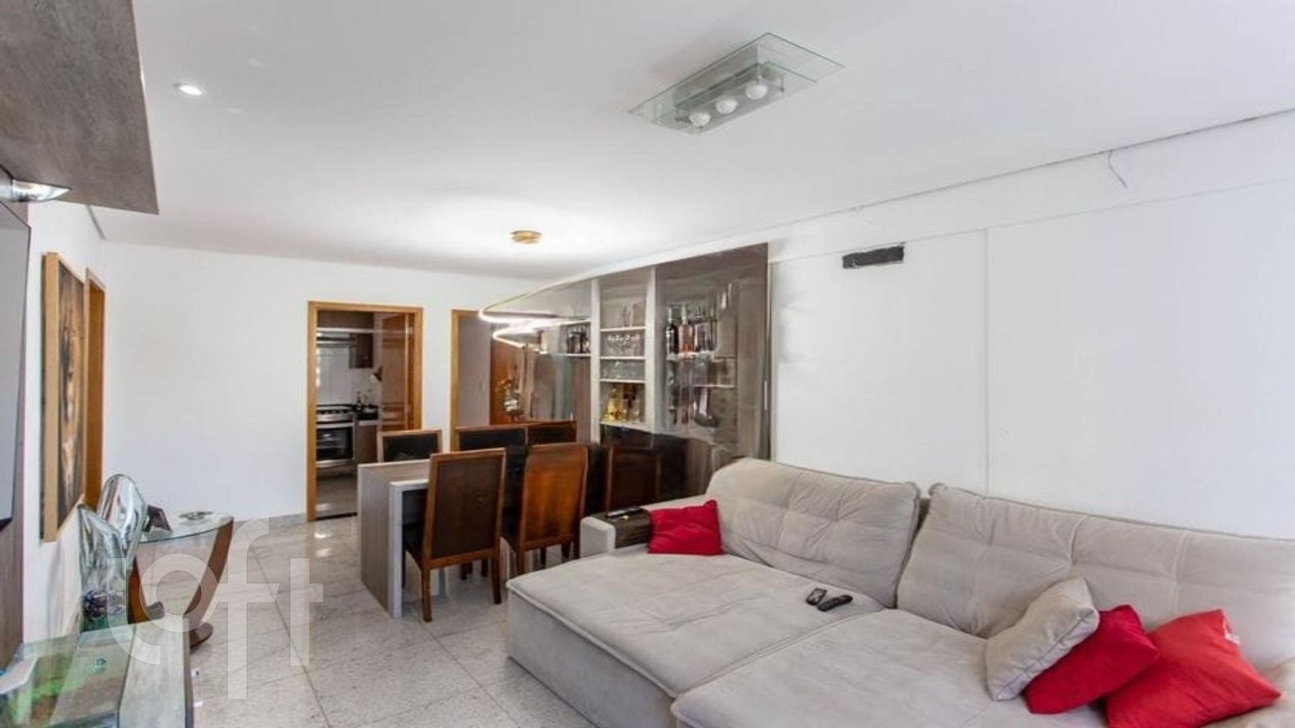 Apartamento à venda com 3 quartos, 137m² - Foto 5